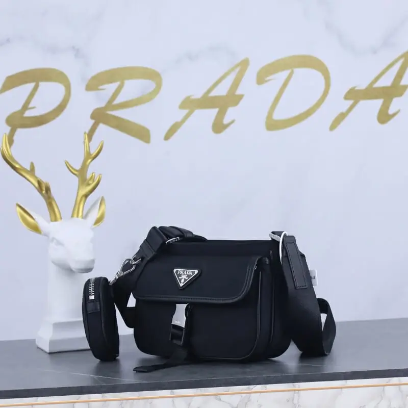 prada aaa homme mini sac a main s_1160b421